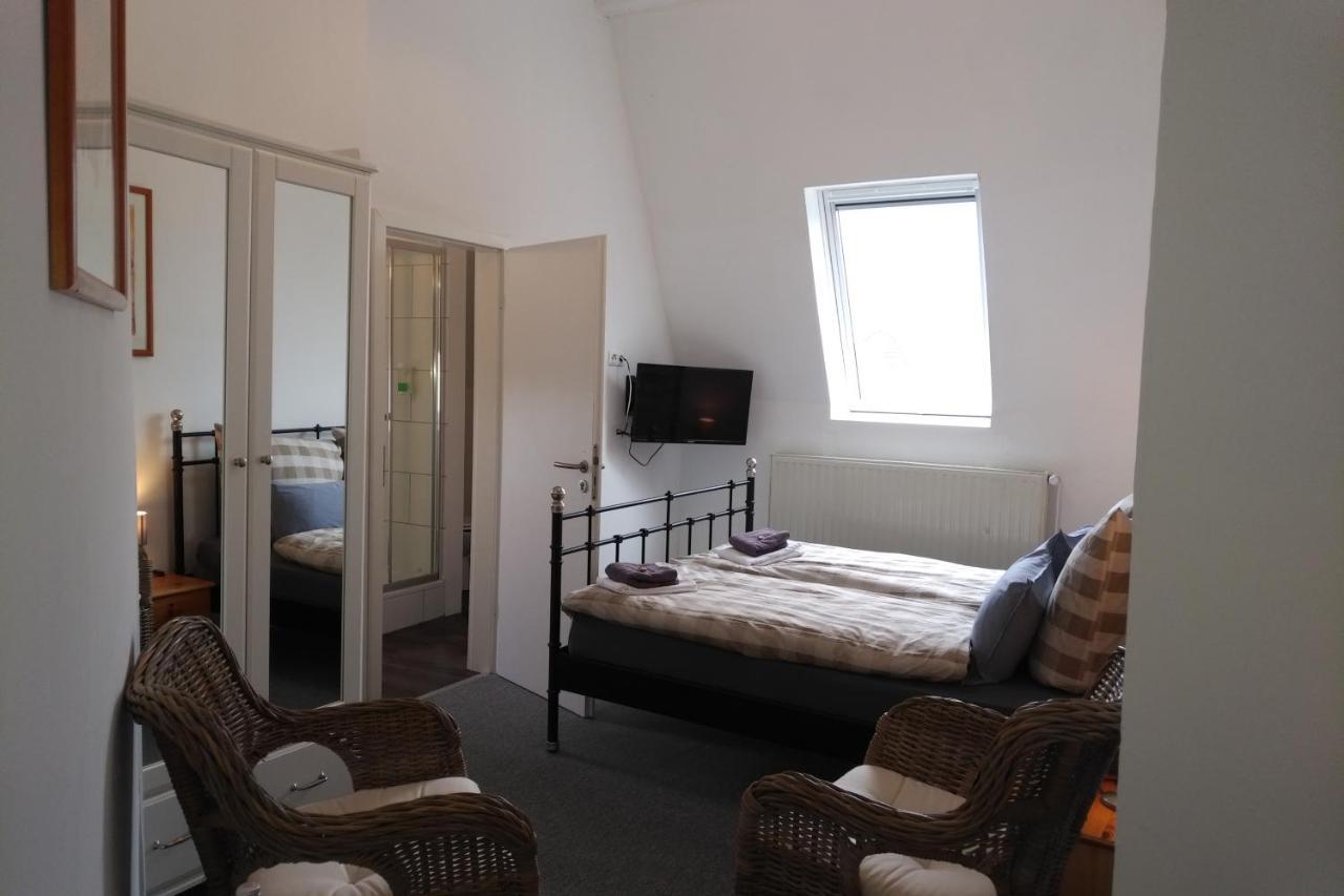 Double Room,1008102400:JPEG